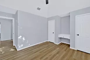 2505 Classic Ct W, Bedford, TX 76021 - Photo 30