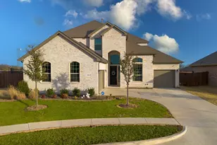 3603 Rolling Meadows Dr, Grand Prairie, TX 76065 - Photo 2