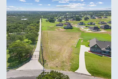 1052 N Agnes Road, Springtown, TX 76082 - Photo 10
