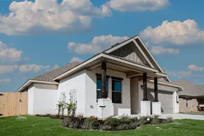 713 Raylan Street, Springtown, TX 76082 - Photo 2