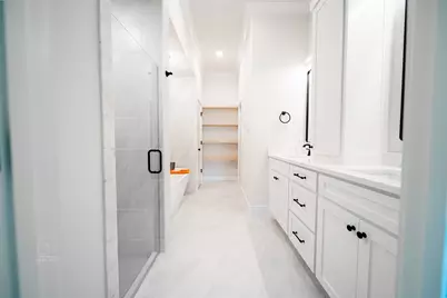 713 Raylan Street, Springtown, TX 76082 - Photo 12