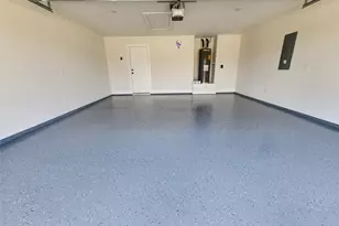 713 Raylan St, Springtown, TX 76082 - Photo 32