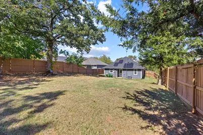 608 E Shepherd Street, Denison, TX 75021 - Photo 30