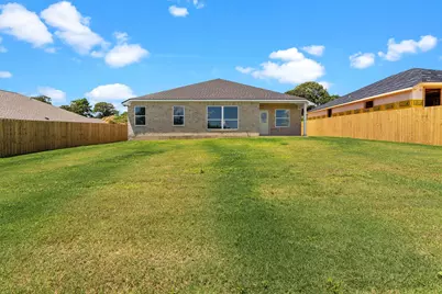 16513 Crossing Circle, Lindale, TX 75771 - Photo 4