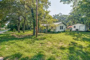 1021 Whispering Springs Dr, Tool, TX 75143 - Photo 8