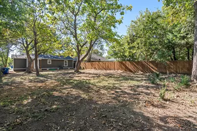 806 Metropolitan Street, Ennis, TX 75119 - Photo 22