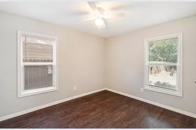 806 Metropolitan Street, Ennis, TX 75119 - Photo 20