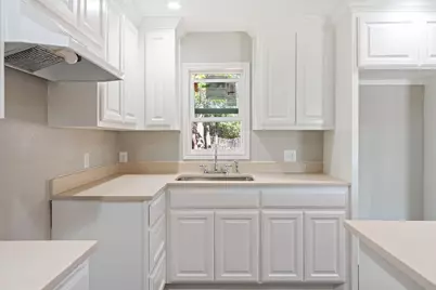 806 Metropolitan Street, Ennis, TX 75119 - Photo 14