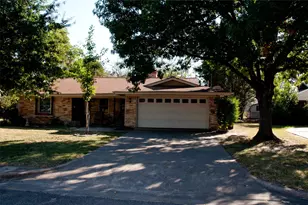 2509 Burnett Dr, Greenville, TX 75402 - Photo 1