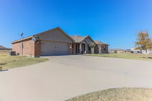 120 Hillcrest Ln, Decatur, TX 76234 - Photo 4