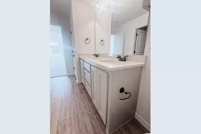 1008 Bradshaw Court, Springtown, TX 76082 - Photo 8