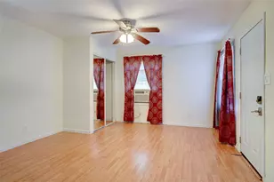 1402 Congress St, Denton, TX 76201 - Photo 4