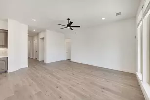 7312 Iris Rd, Little Elm, TX 76227 - Photo 12