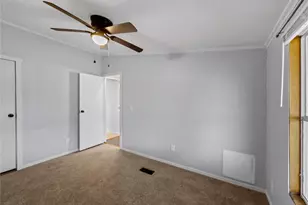 401 Barker St, Bowie, TX 76230 - Photo 14