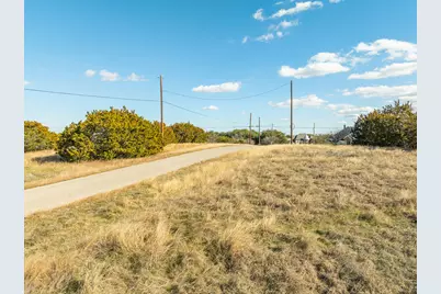 10079 Lakeview Court, Whitney, TX 76692 - Photo 12
