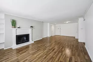 1401 Forest Edge Dr, Arlington, TX 76013 - Photo 2