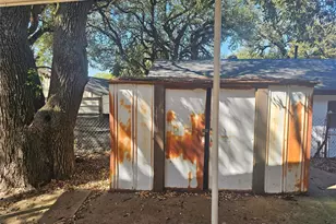 604 E 4th St, Weatherford, TX 76086 - Photo 16