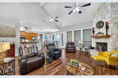 2104 Wills Way Drive, Granbury, TX 76049 - Photo 10