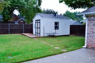 7825 Hightower Dr, North Richland Hills, TX 76182 - Photo 14
