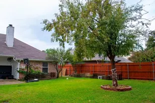 7825 Hightower Dr, North Richland Hills, TX 76182 - Photo 12