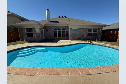 6717 Smallwood, Arlington, TX 76001 - Photo 2