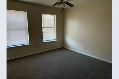 1294 Speight Avenue, Waco, TX 76706 - Photo 14