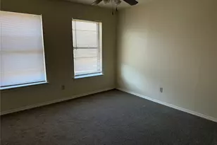 1294 Speight Ave, Waco, TX 76706 - Photo 14