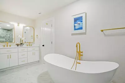 9332 Loma Vista Drive, Dallas, TX 75243 - Photo 16