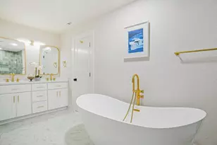 9332 Loma Vista Dr, Dallas, TX 75243 - Photo 16