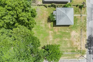 1000 & 1002 E Calhoun Ave, Waco, TX 76704 - Photo 6