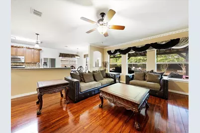 513 Rocky Creek Drive, Mansfield, TX 76063 - Photo 4