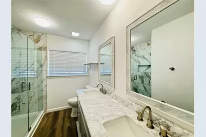 2118 Rock Creek Drive, Grand Prairie, TX 75050 - Photo 18