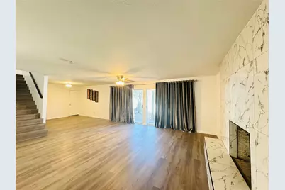 2118 Rock Creek Drive, Grand Prairie, TX 75050 - Photo 10