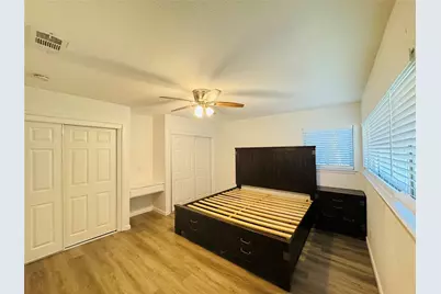 2118 Rock Creek Drive, Grand Prairie, TX 75050 - Photo 12