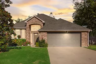 155 Lexington Dr, Terrell, TX 75160 - Photo 2