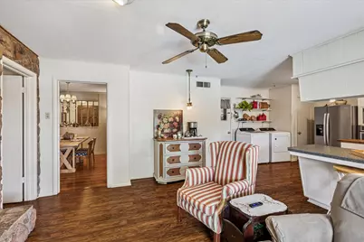 4805 Hildring Drive E, Fort Worth, TX 76109 - Photo 10