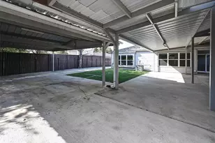 7018 Petty Ln, Dallas, TX 75217 - Photo 26