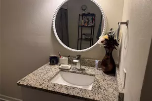 110 S Hickory Ave, Denison, TX 75020 - Photo 4