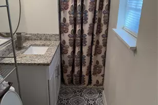 110 S Hickory Ave, Denison, TX 75020 - Photo 10