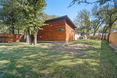 1724 Boston Avenue, Bridgeport, TX 76426 - Photo 18