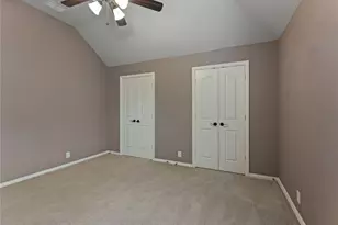 952 Tara Dr, Burleson, TX 76028 - Photo 32