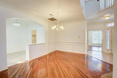 8116 Dogwood Lane, Irving, TX 75063 - Photo 6