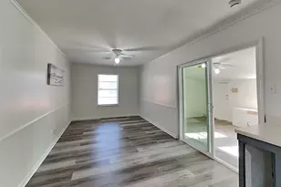 1019 Park Center St, Benbrook, TX 76126 - Photo 8