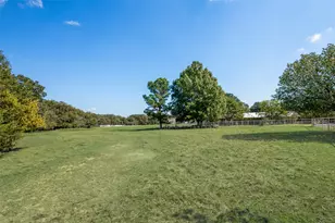 3092 N Trinity St, Decatur, TX 76234 - Photo 4