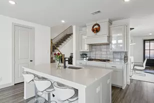 110 Keane Ct, Mansfield, TX 76063 - Photo 8