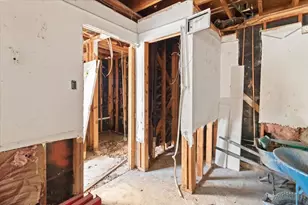 608 N East St, Arlington, TX 76011 - Photo 30