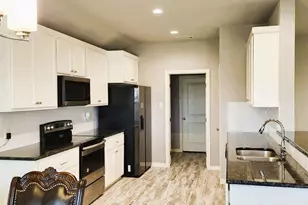 110 Joyce St, Whitney, TX 76692 - Photo 4