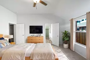 720 Lake Grove Dr, Little Elm, TX 75068 - Photo 4