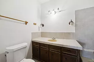 2739 Plaza Blvd, Dallas, TX 75241 - Photo 22