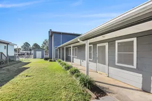 4309 Elmwood Ct, Granbury, TX 76049 - Photo 2